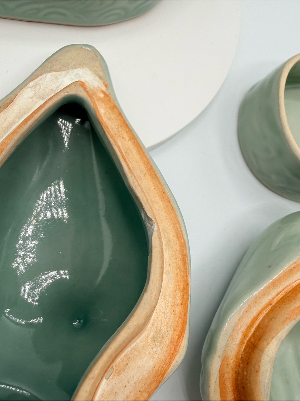 Celedon Ceramic Sea Shell Decorative Box - Sage Green - Picture 6 of 7